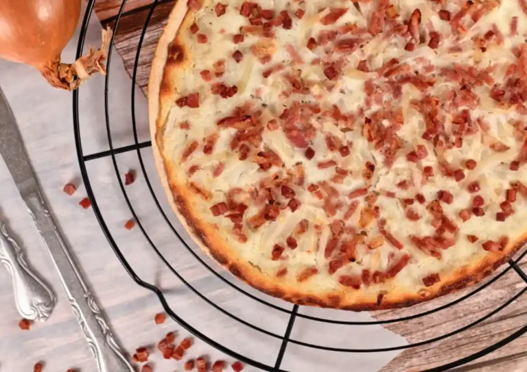 Flammekueche (Tarte Flambée Alsacienne)