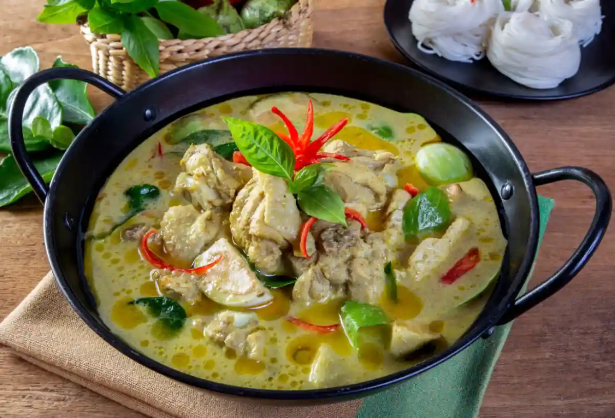 Poulet au Curry Lait de Coco